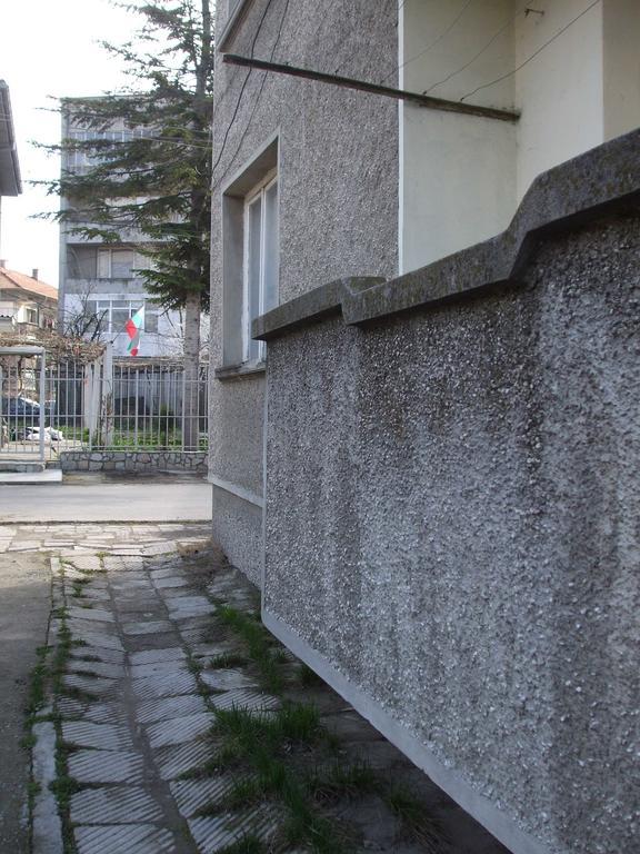 Daneto Apartment Targóvishte Exterior foto